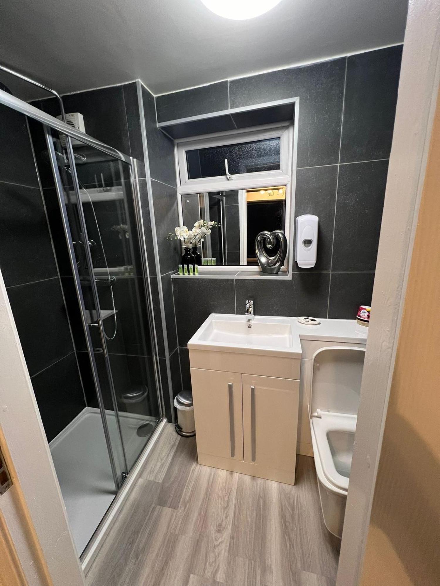 Abbey Holiday Accommodation Γουίτμπι Εξωτερικό φωτογραφία