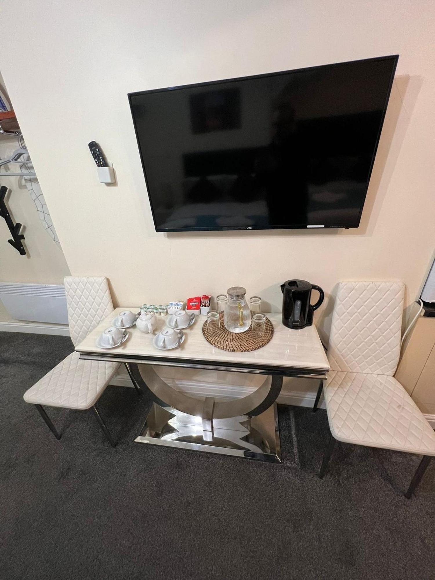 Abbey Holiday Accommodation Γουίτμπι Εξωτερικό φωτογραφία